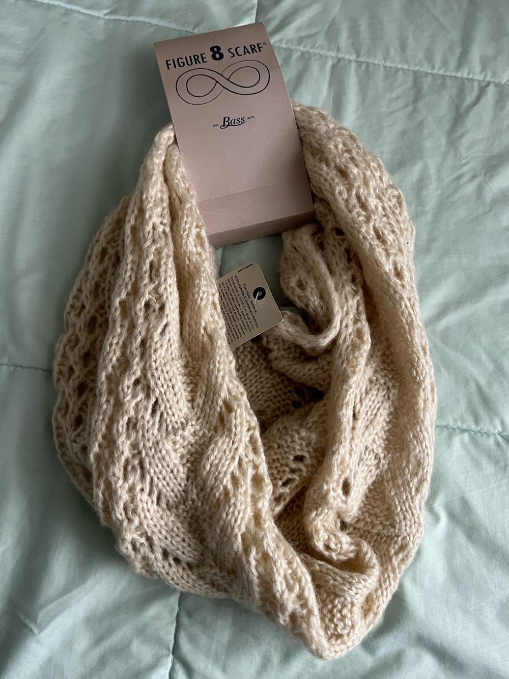 Bass Cream Cable Knit Infinity Scarf